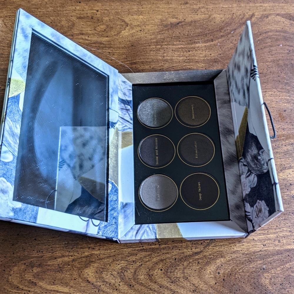 MTHRSHP Bronze Palette